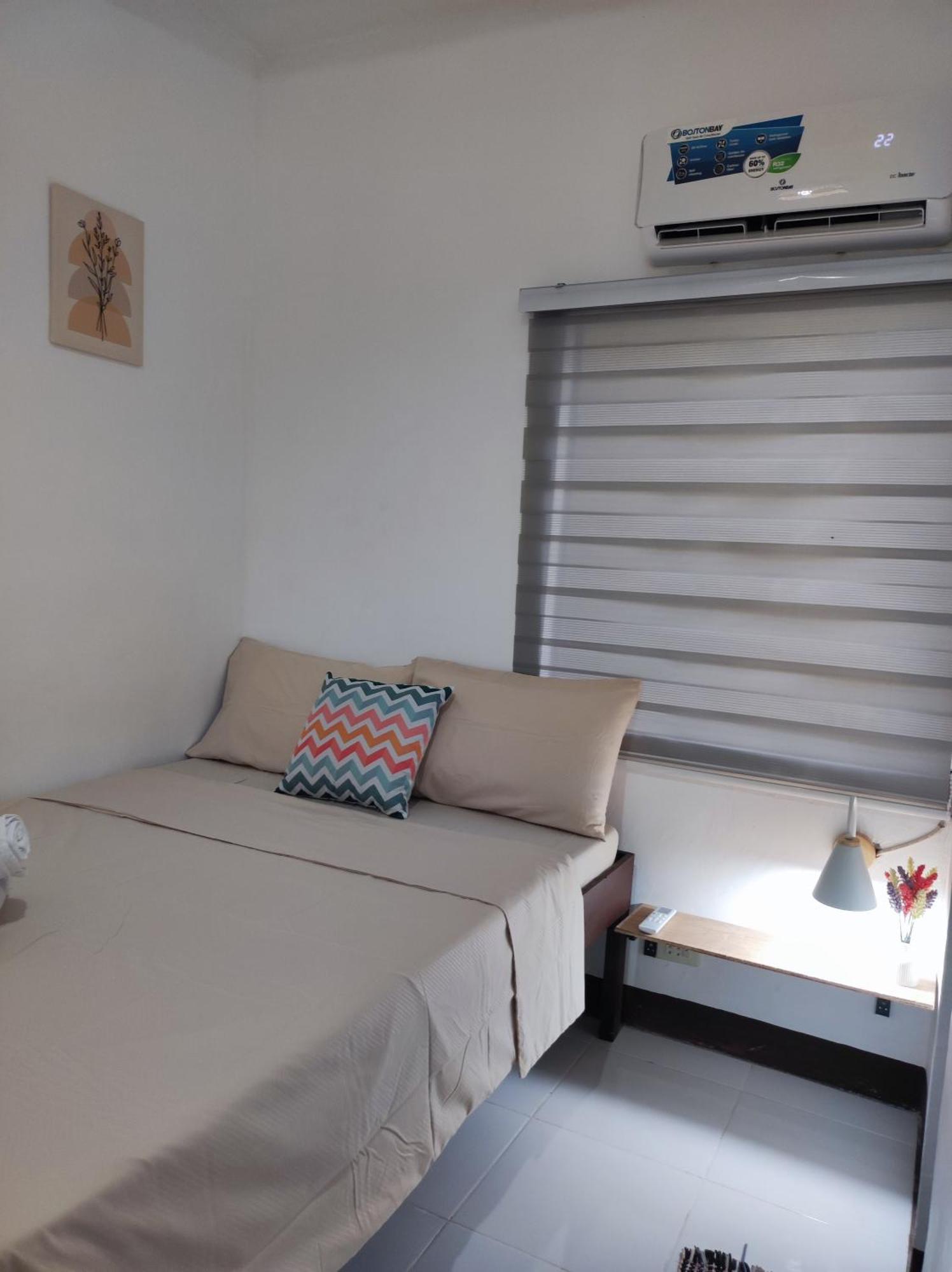 Aloha Hostel Siargao General Luna  Rum bild